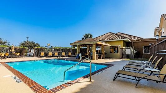 Staybridge Suites Laredo, An Ihg - 47