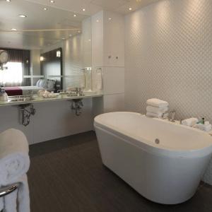 Ramada Encore by Wyndham Guadalajara - 9