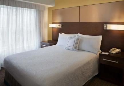 Cambridge Suites - 1
