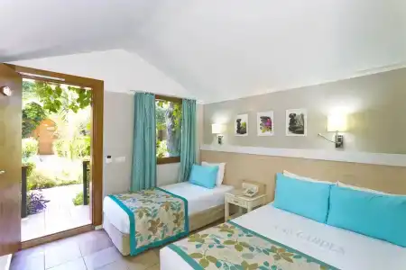 Can Garden Beach - 2