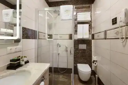 Mari Suites - 100
