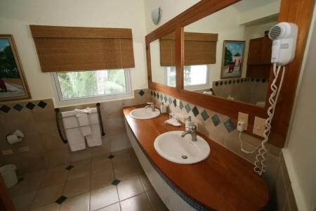 Velero Beach Resort - 32
