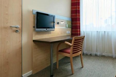 Holiday Inn Express Berlin City Centre West - 73