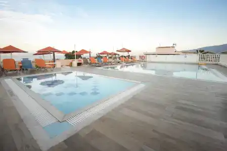 Kosta Palace - 17