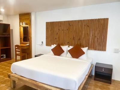 Bounty Resort - 44