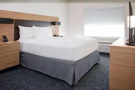 TownePlace Suites by Marriott Orlando Airport - 15