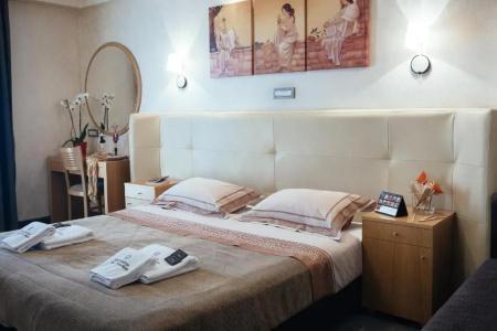Alexandros Boutique - 231