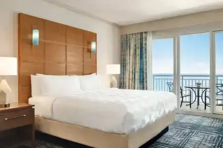 Holiday Inn & Suites, An Ihg - 141