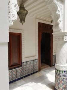 Riad Ben Youssef - 30