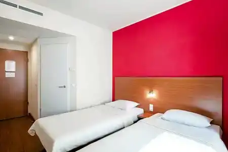 City Budapest - 53