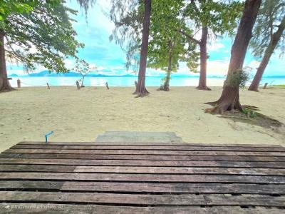 Kradan Beach - 15