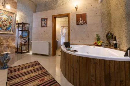Lord of Cappadocia - 13