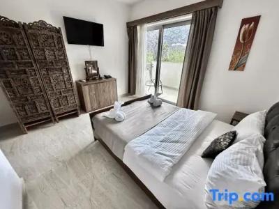 West Gate Guesthouse - 24