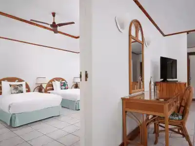 Sun Island Resort & Spa - 4