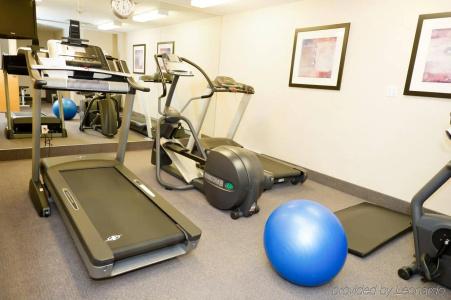 Holiday Inn Express and Suites, an IHG - 15