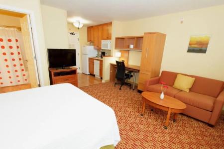 TownePlace Suites by Marriott - 50
