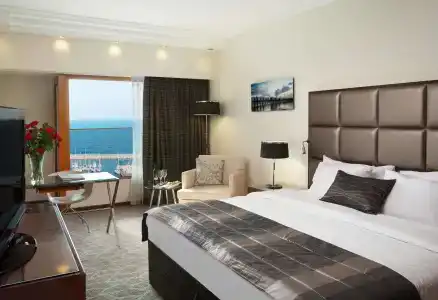 Carlton Tel Aviv – Luxury on the Beach - 1
