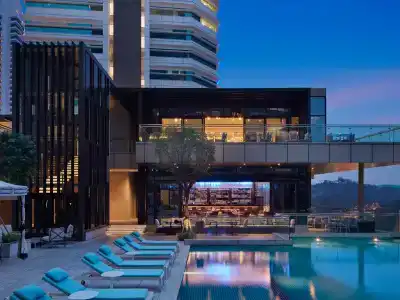 The St. Regis - 16