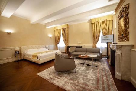 Rua Frati 48 in San Francesco - 84