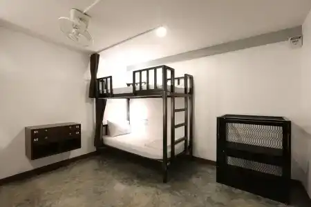 Balcony Party Hostel - Adult Only +18 - 2