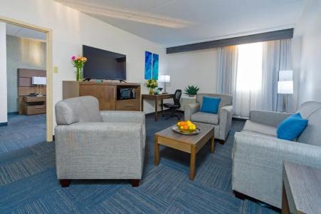 Best Western Plus Toronto Airport - 60