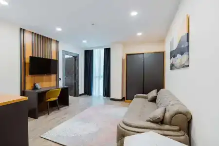 Best Western Plus - 68