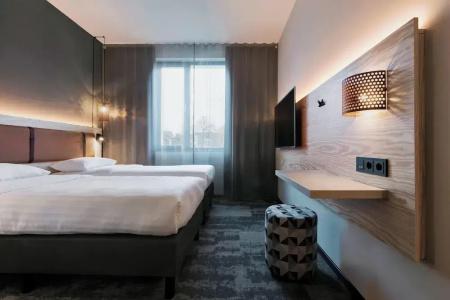 Moxy Duesseldorf South - 39