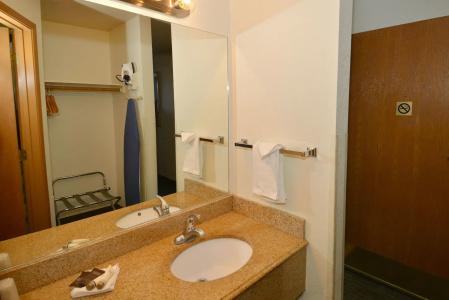 Sunrise Inn - 32