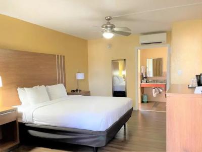 Quality Inn & Suites Airport - Cruise Port Hollywood - 30