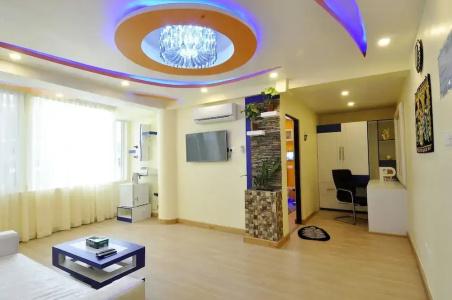 Royal Penguin Boutique & Spa - 128