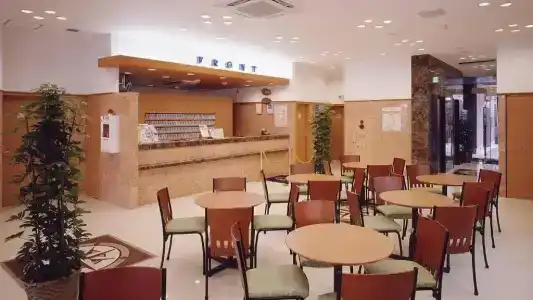 Toyoko Inn-eki Minamiguchi-migi - 2