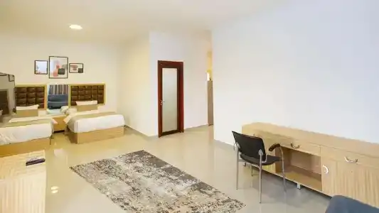 Al Manzel Sheikh Zayed - 90