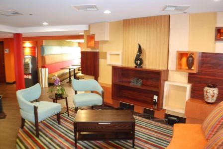 Holiday Inn Express Nashville w-i40, An Ihg - 1