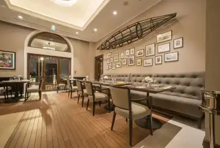 Boutique La Roche - 28