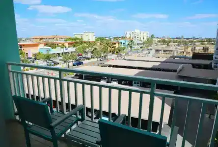 Winter the Dolphins Beach Club, Ascend Collection - 44