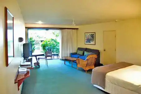 Beach Resort - 4
