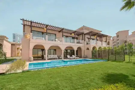 Royal Saray - 80
