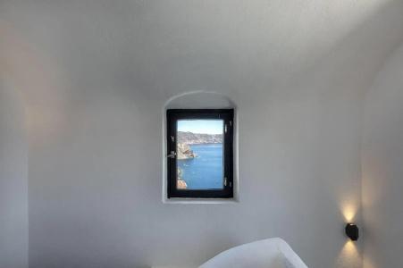 Pearl of Caldera Oia - Boutique by Pearl Collection - 41