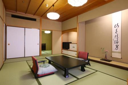 Tsubaki - 66