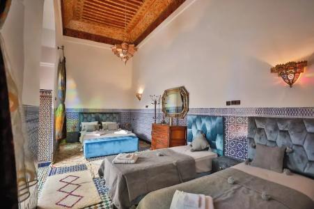 Riad Vega - 18