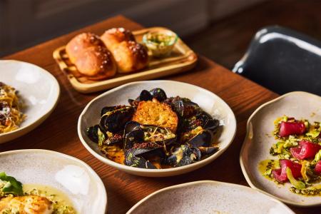 The Whitney Boston - 21