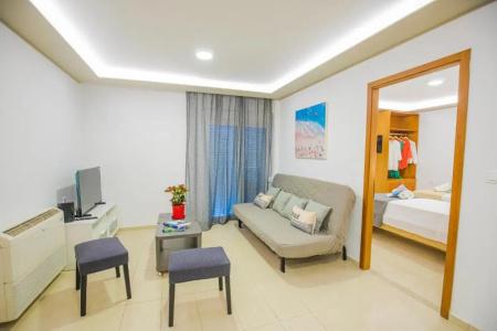 Rhodes City Center Suite - 75