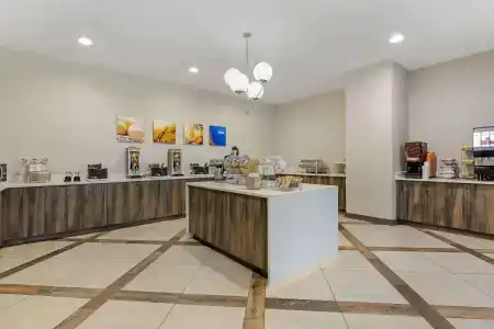 Comfort Inn & Suites Miami International Airport - 25