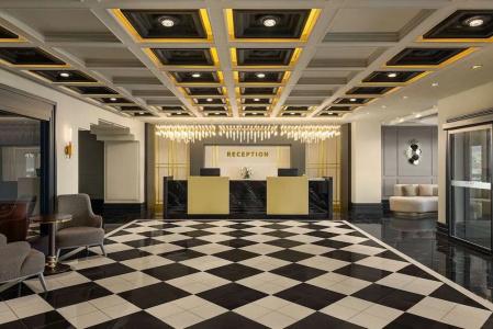 Ramada By Wyndham - 14