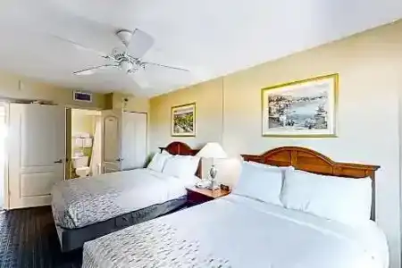 Carolinian Beach - 351