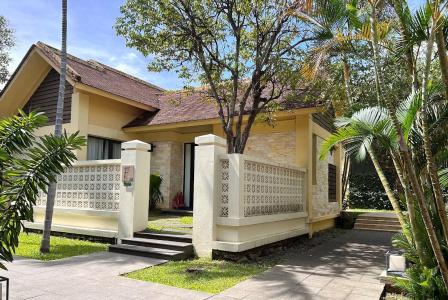 The Blossom Resort – Onsen & Foot Massage Inclusive - 353