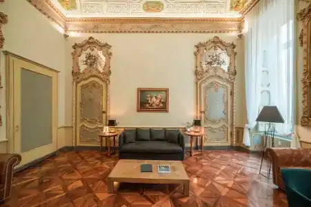 Royal Palace - 84