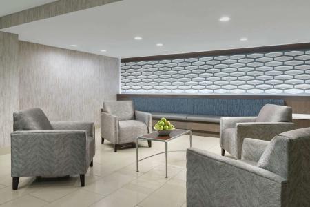 DoubleTree by Hilton Orlando Airport - 1
