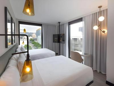 The Godfrey Hollywood - 33