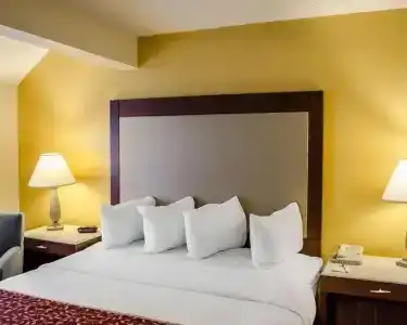 SureStay Studio by Best Western - 43
